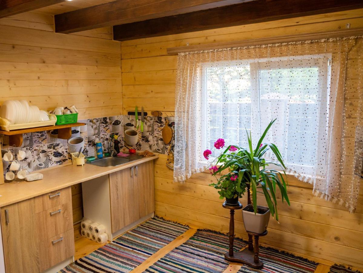 Rybatska 7 Hotel Chornomorsk Ngoại thất bức ảnh