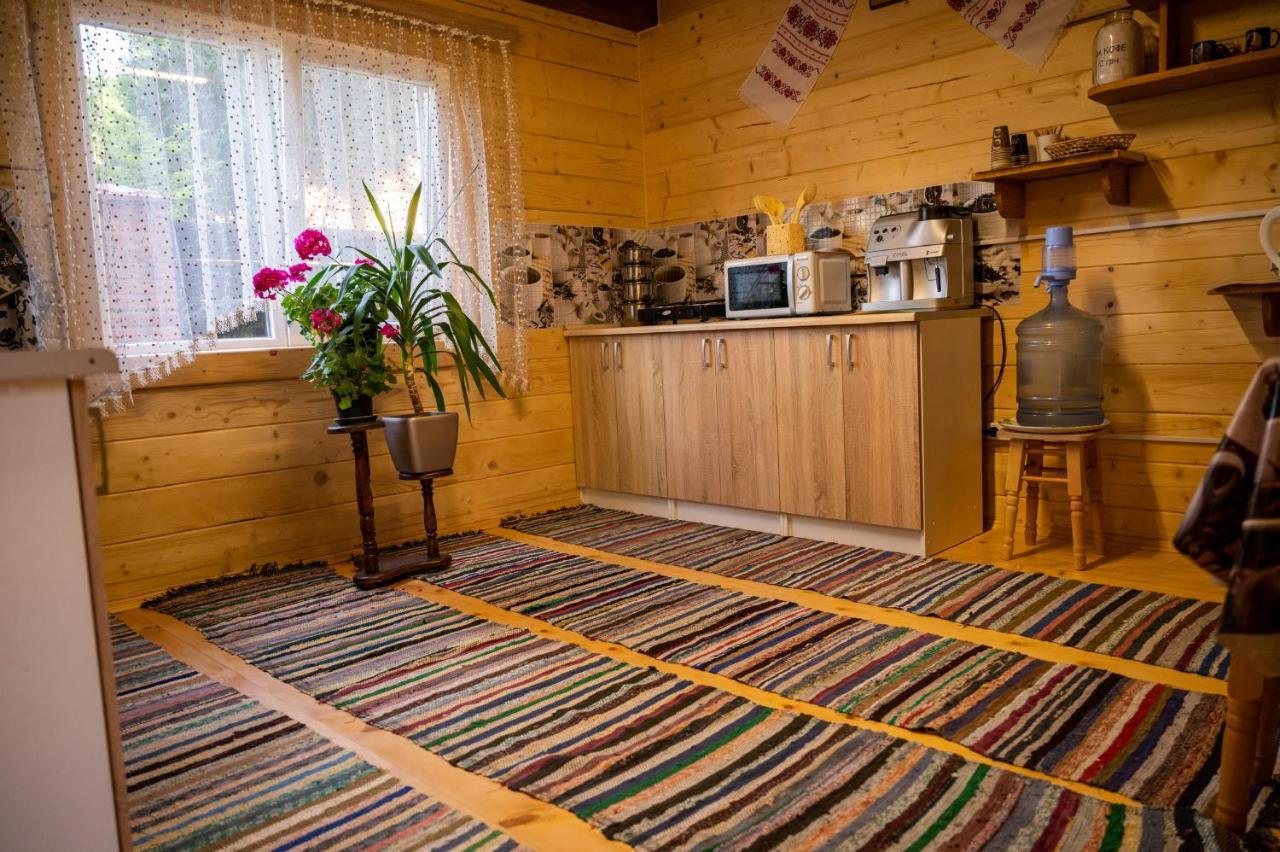 Rybatska 7 Hotel Chornomorsk Ngoại thất bức ảnh